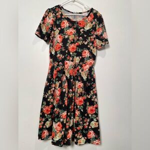 Lularoe floral pattern dress with pockets polyester/spandex size xl.
